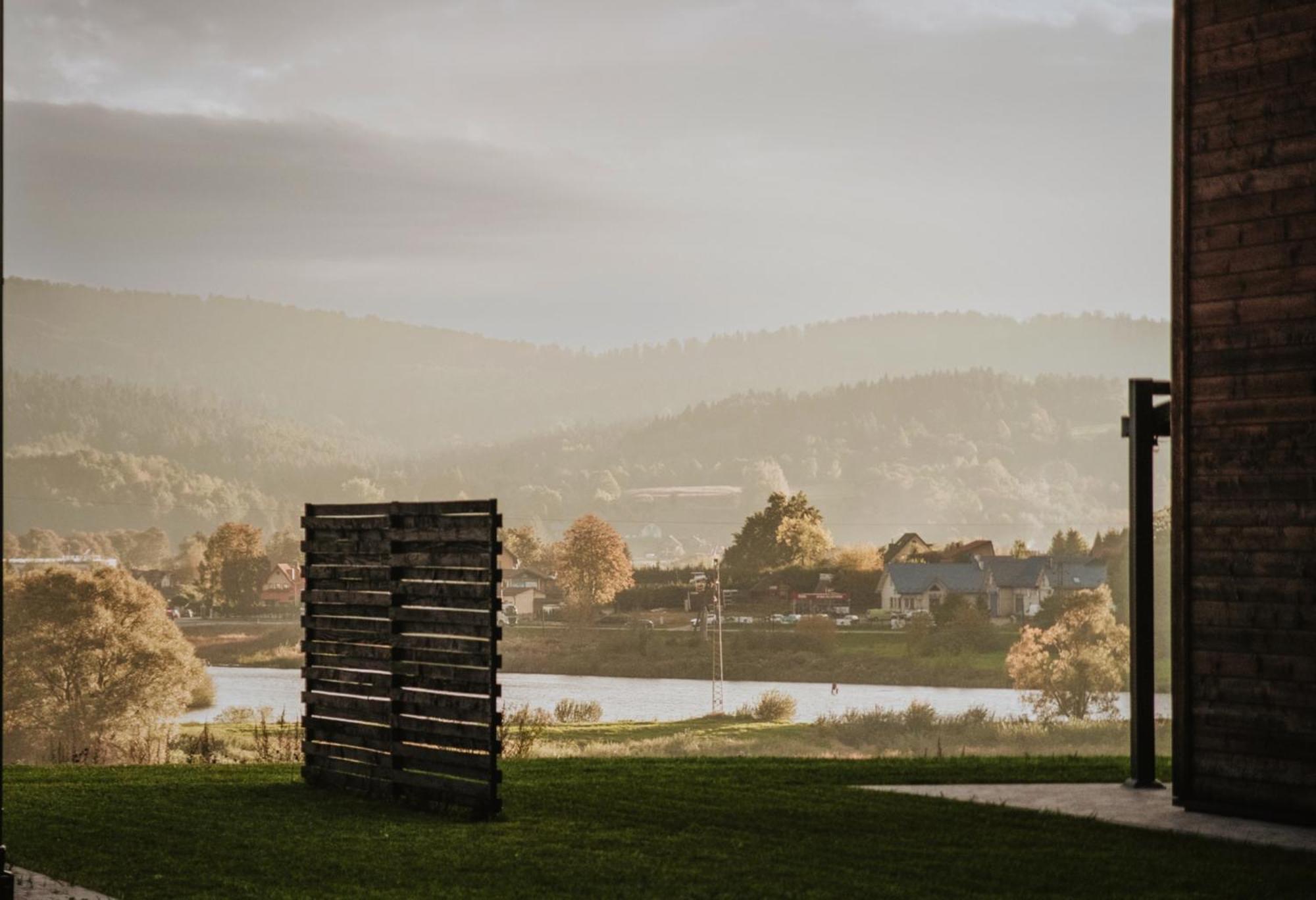 Dzikie Lisko - Domy Wakacyjne Lesko Exterior foto
